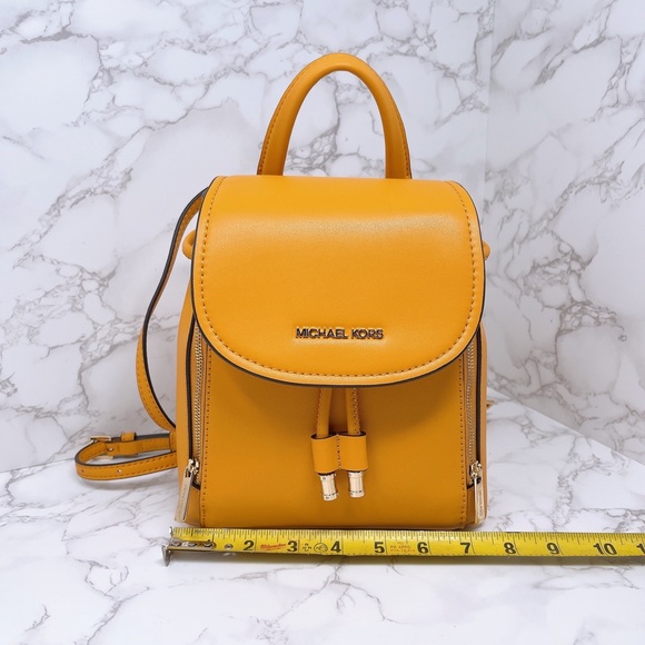 Michael Kors Phoebe Xs backpack - Picture 8 of 9